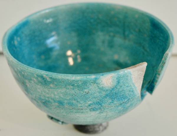 - a Ceramic by Jo Coffey, measuring 9 x 13 cm (H x W) £48